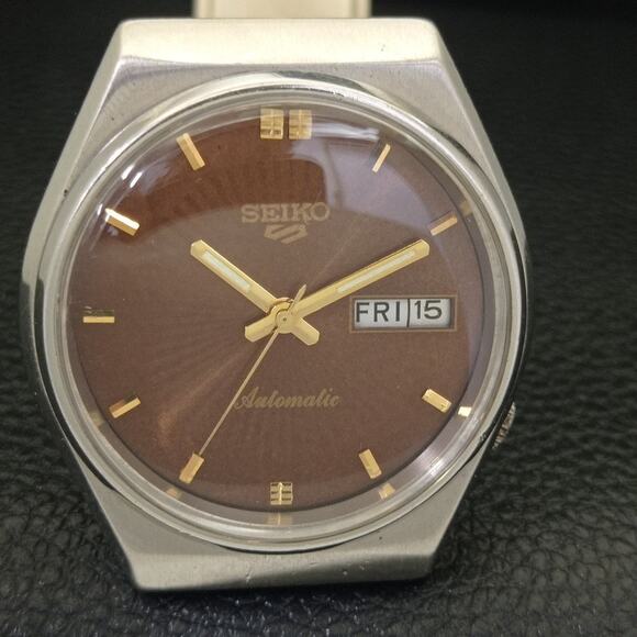 Vintage 1978 Seiko Automatic Mens Silver Watch W/daydate & Brown accents - Picture 4 of 10